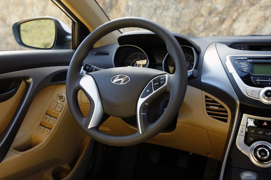  Hyundai Elantra 2011 года  (фото 49 из 144)